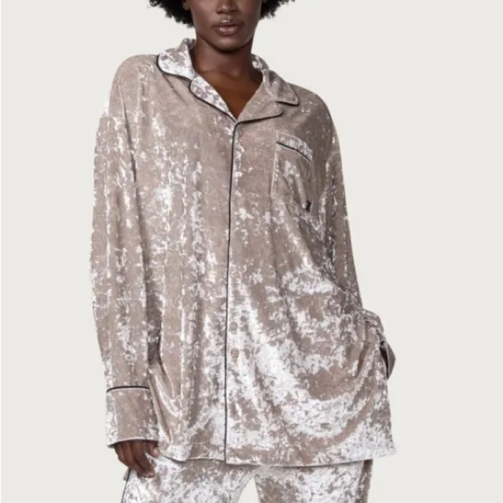Honor The Gift Velvet PJ Top - Champagne Size Large